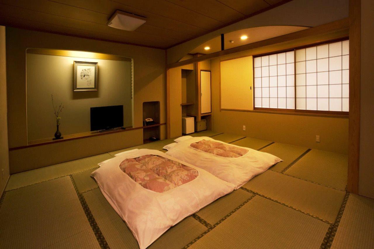 Hirashin Ryokan